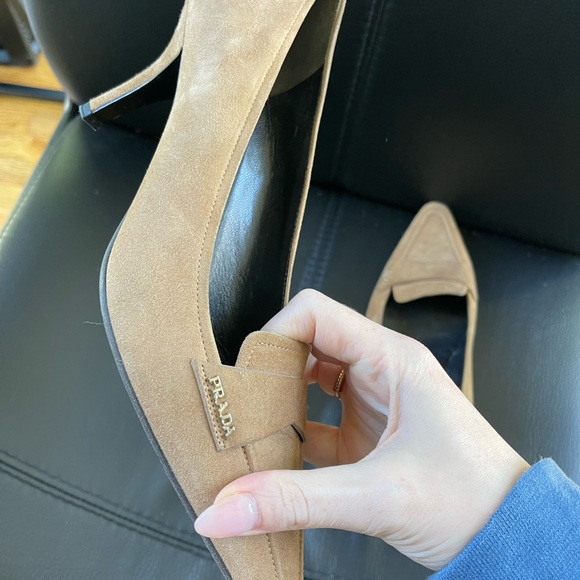 Suede Brown Prada kitten heel like new - Picture 3 of 7